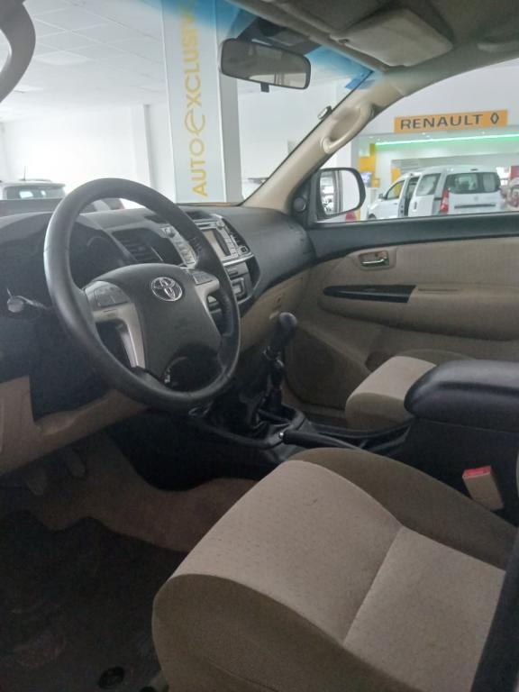 TOYOTA SW4 4X4 SRV 3.0 TDI 2014